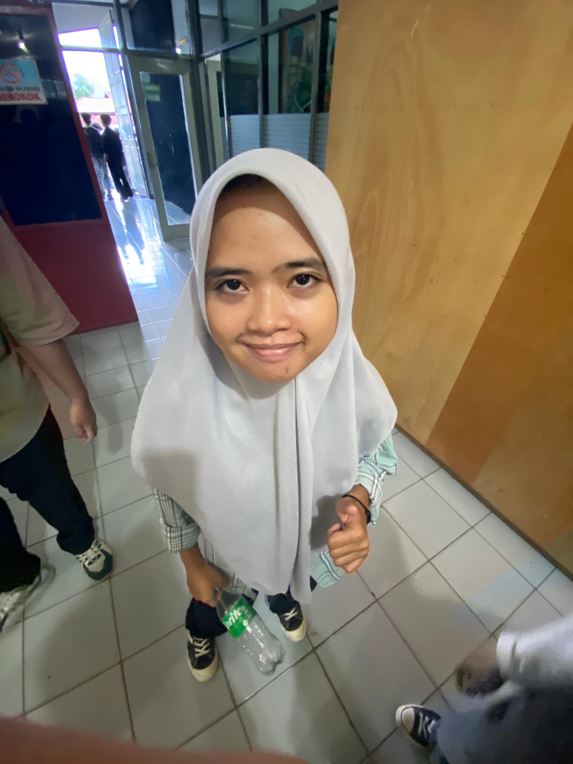 Putri Ratna